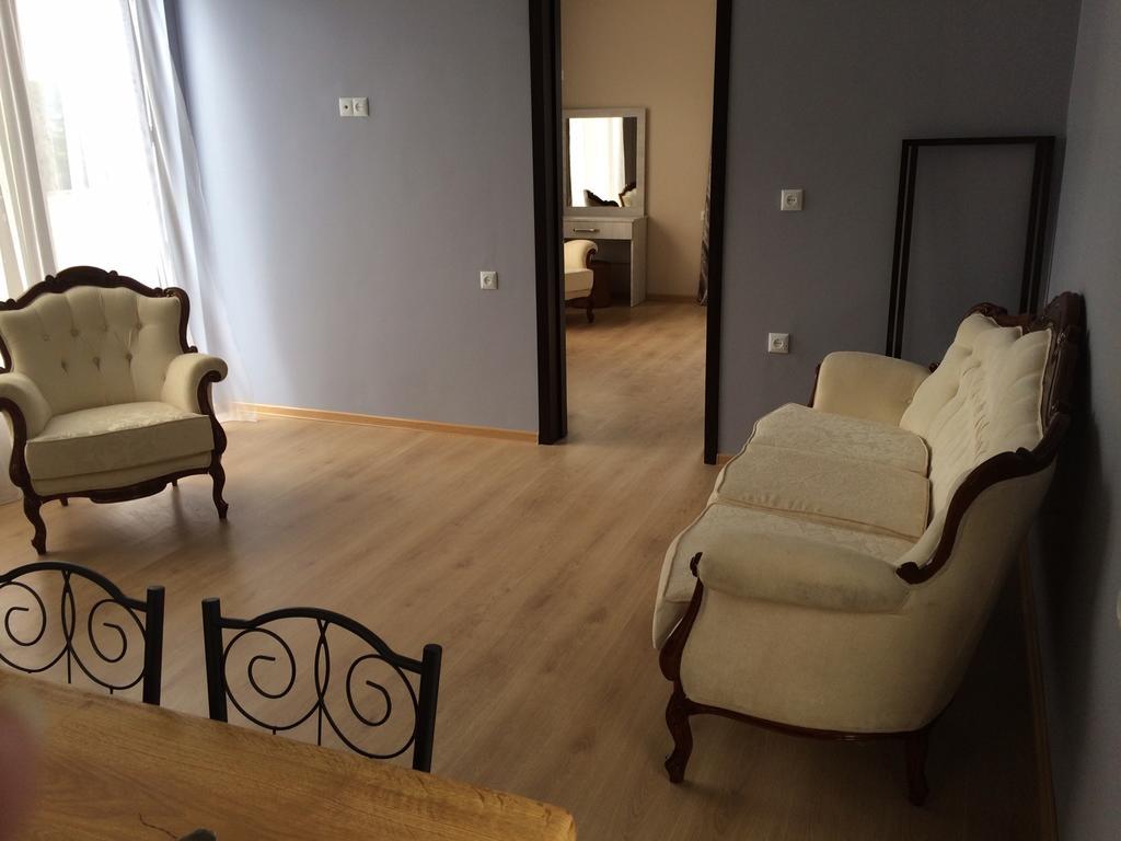 Holiday House Green Cape Batumi 호텔 엠비즈엔 콘스키 외부 사진