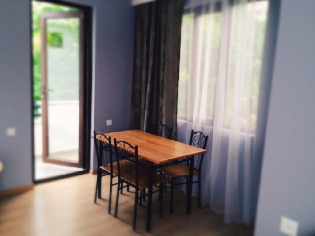 Holiday House Green Cape Batumi 호텔 엠비즈엔 콘스키 외부 사진