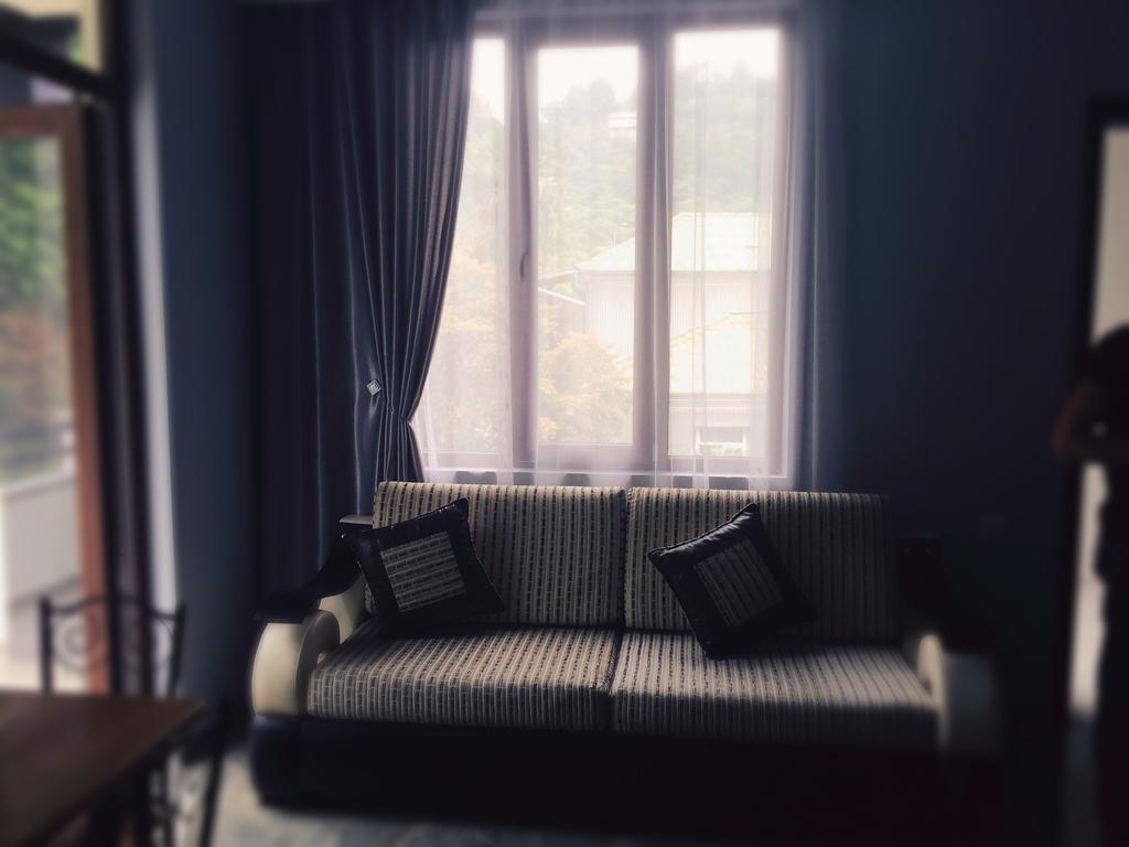 Holiday House Green Cape Batumi 호텔 엠비즈엔 콘스키 외부 사진