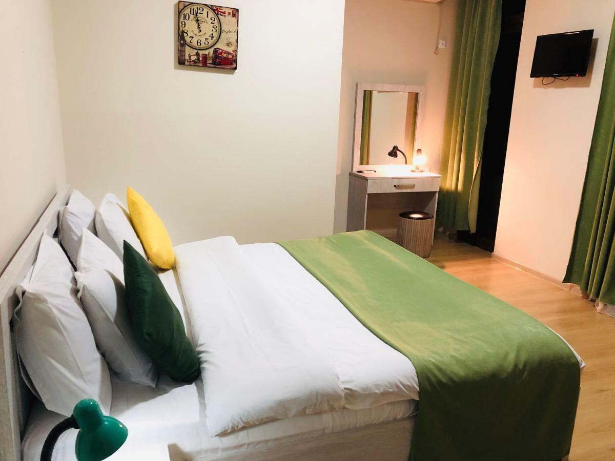 Holiday House Green Cape Batumi 호텔 엠비즈엔 콘스키 외부 사진