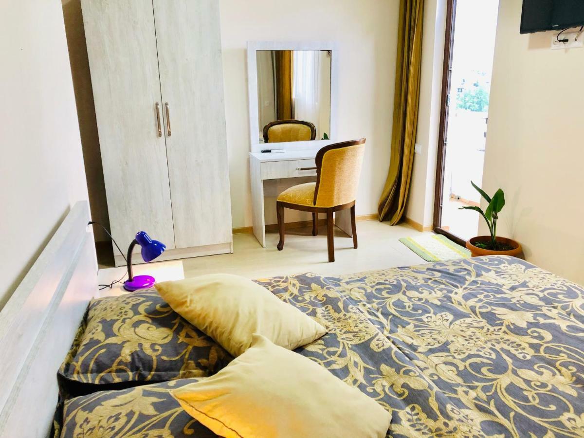 Holiday House Green Cape Batumi 호텔 엠비즈엔 콘스키 외부 사진