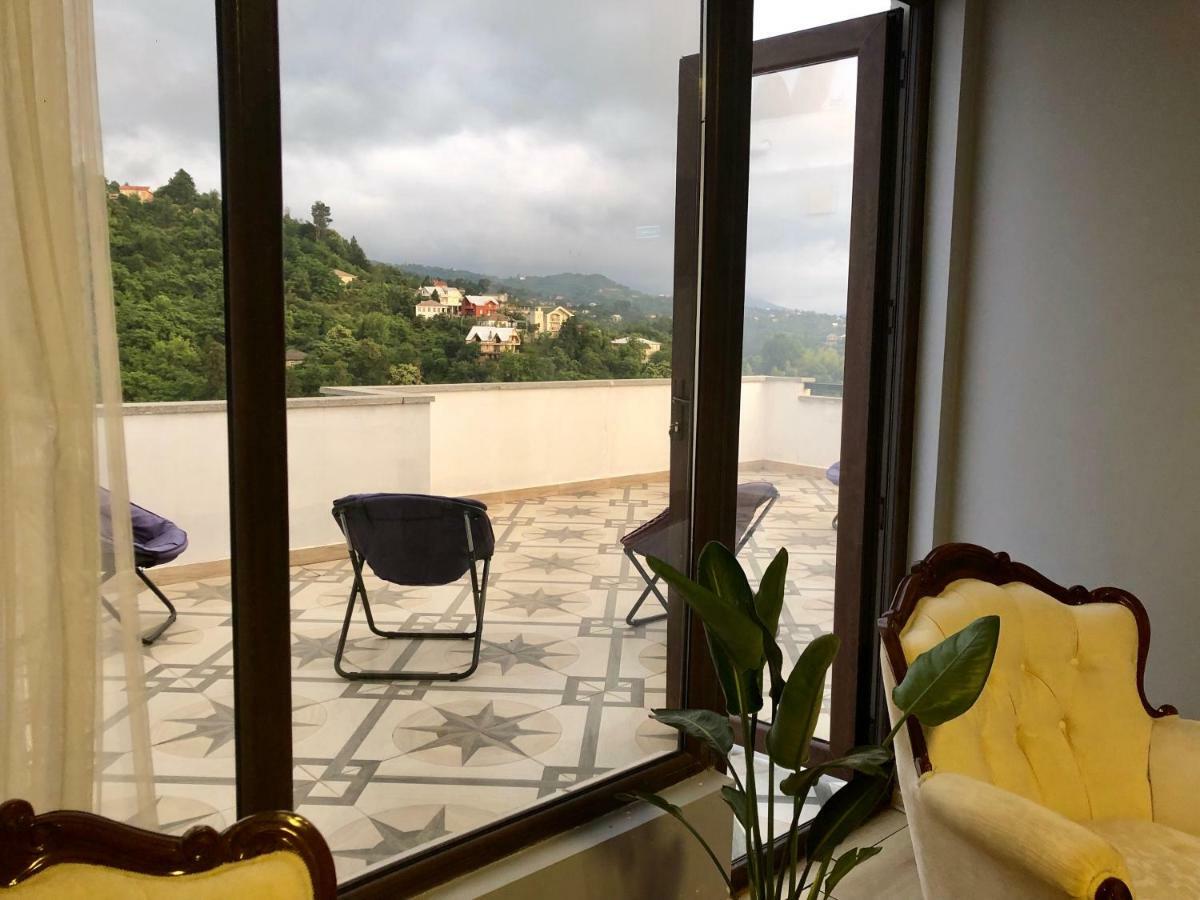 Holiday House Green Cape Batumi 호텔 엠비즈엔 콘스키 외부 사진